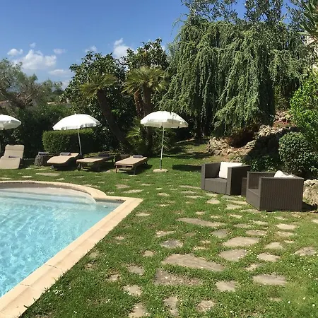 Le Micocoulier Villa *